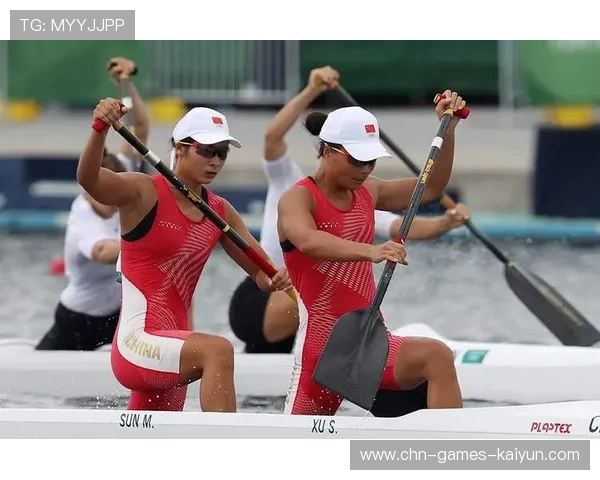 皮划艇世界杯：多次翻船成名场面